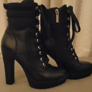 Guess Taylor heeled lace up bootie